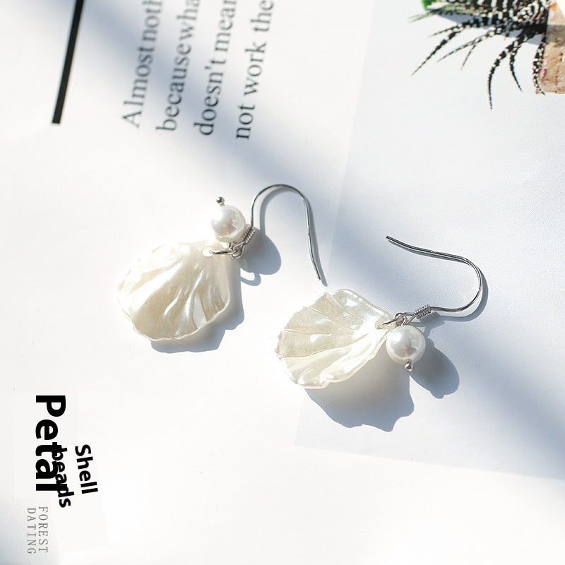 Women's Complex Ear Rings Shell Earrings