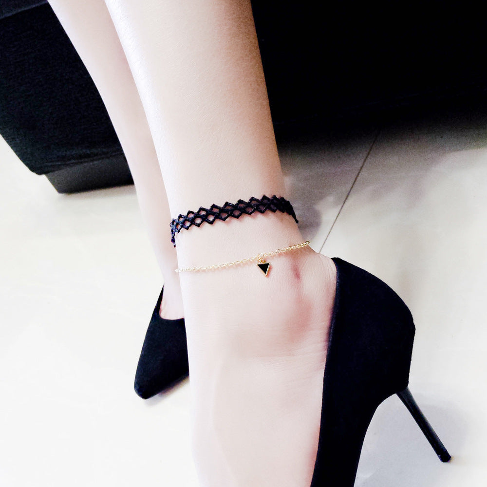 Geometric pendant lace anklet