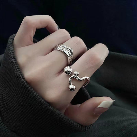 Liquid Irregular Pleated Couple Ring Female Niche