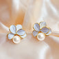 Flower Freshwater Pearl Gold-plated Stud Earring Fashion