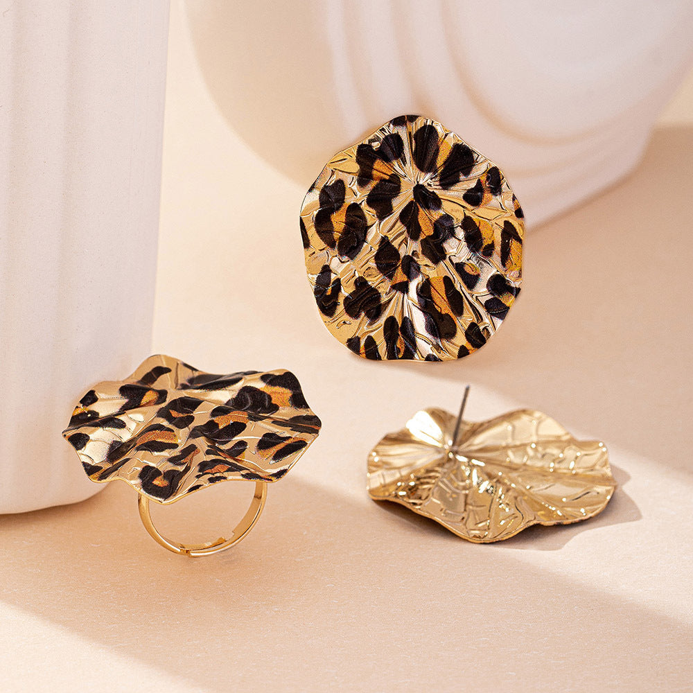 Vintage Geometric Leopard Print Circle Disc Fashion Design Ear Studs Ring Suit