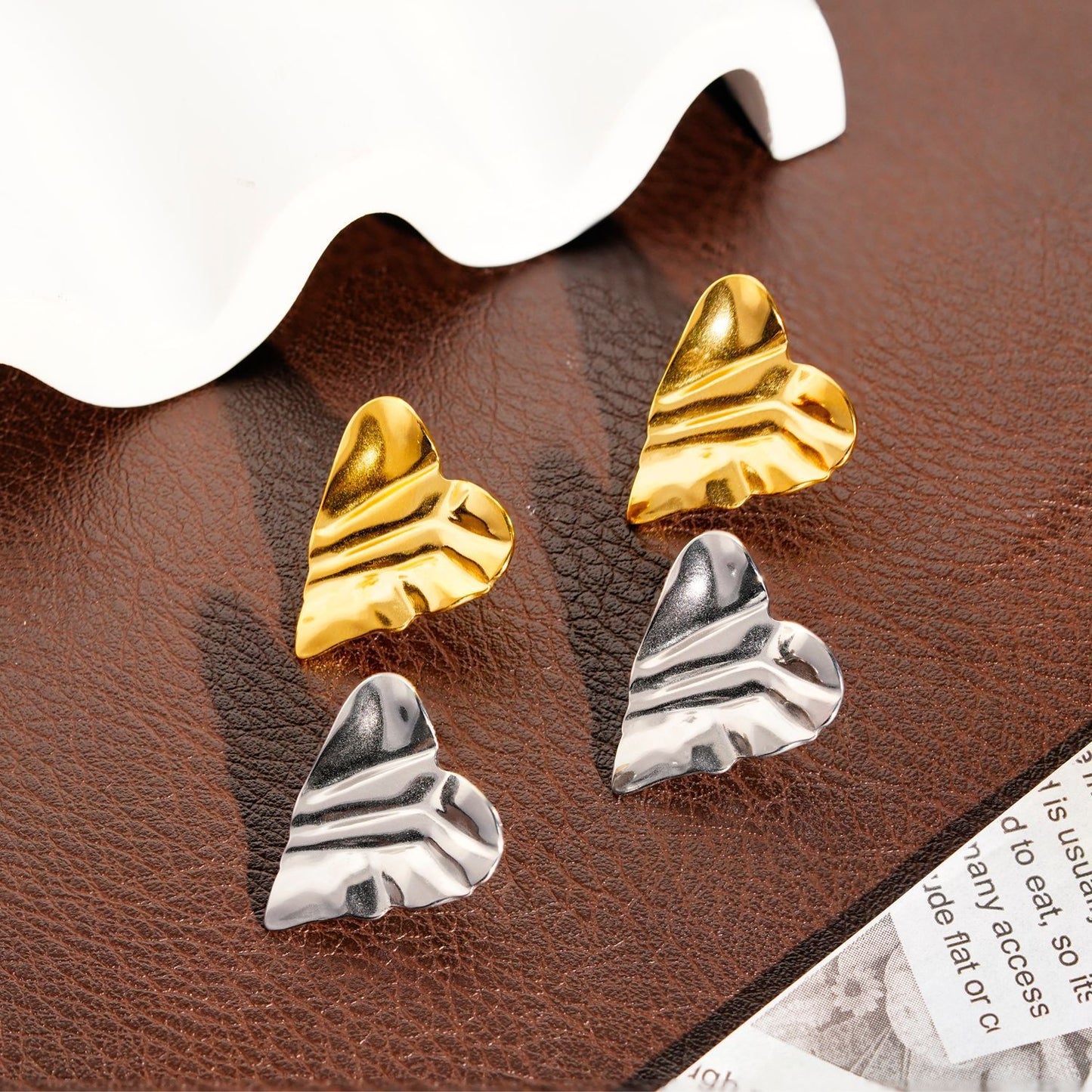 Stainless Steel Water Ripple Women's High-grade Twill Love Heart Earrings