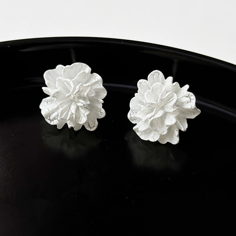 White Camellia Flower Special Interest Light Luxury Earrings