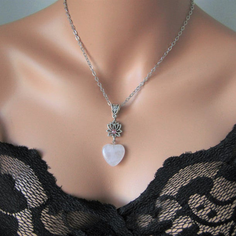 Hot Selling Heart Necklace Quartz Necklace Factory Direct Sales